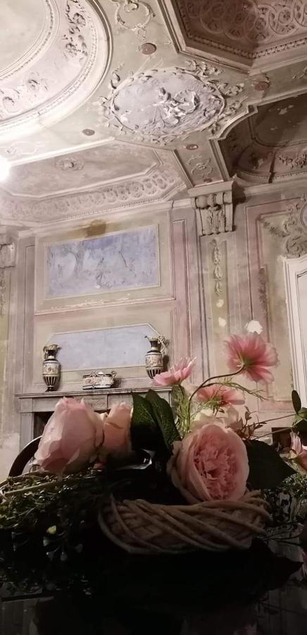 코스티글리올레 다스티 La Rocca Di Efisio 아파트 호텔 외부 사진